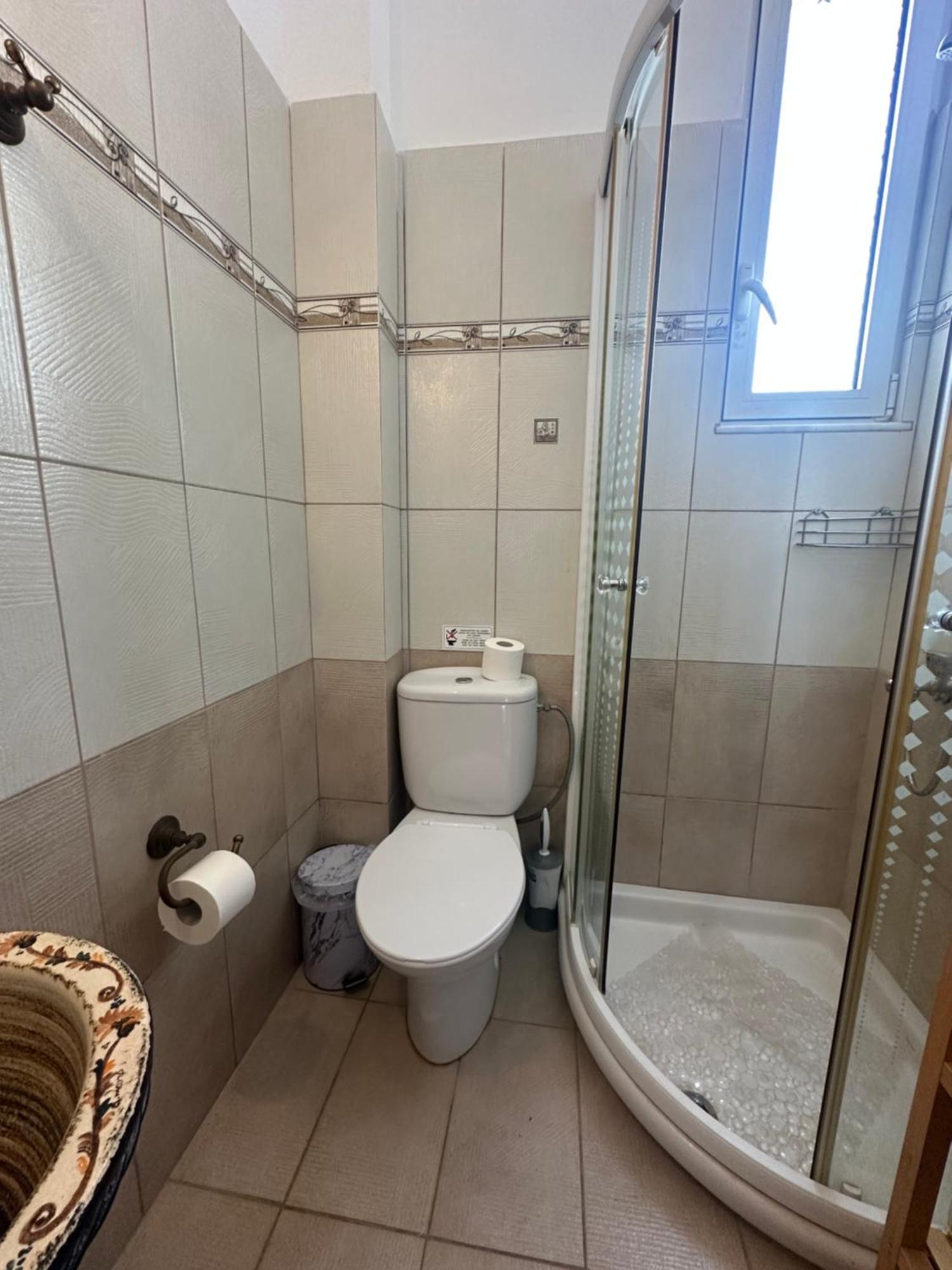 White Vila Gennadi